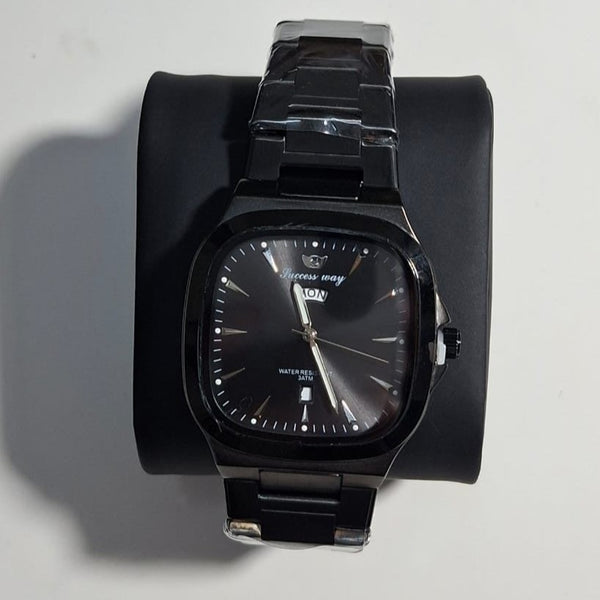 SUCCESS WAY Black Stylish Men's Wristwatch